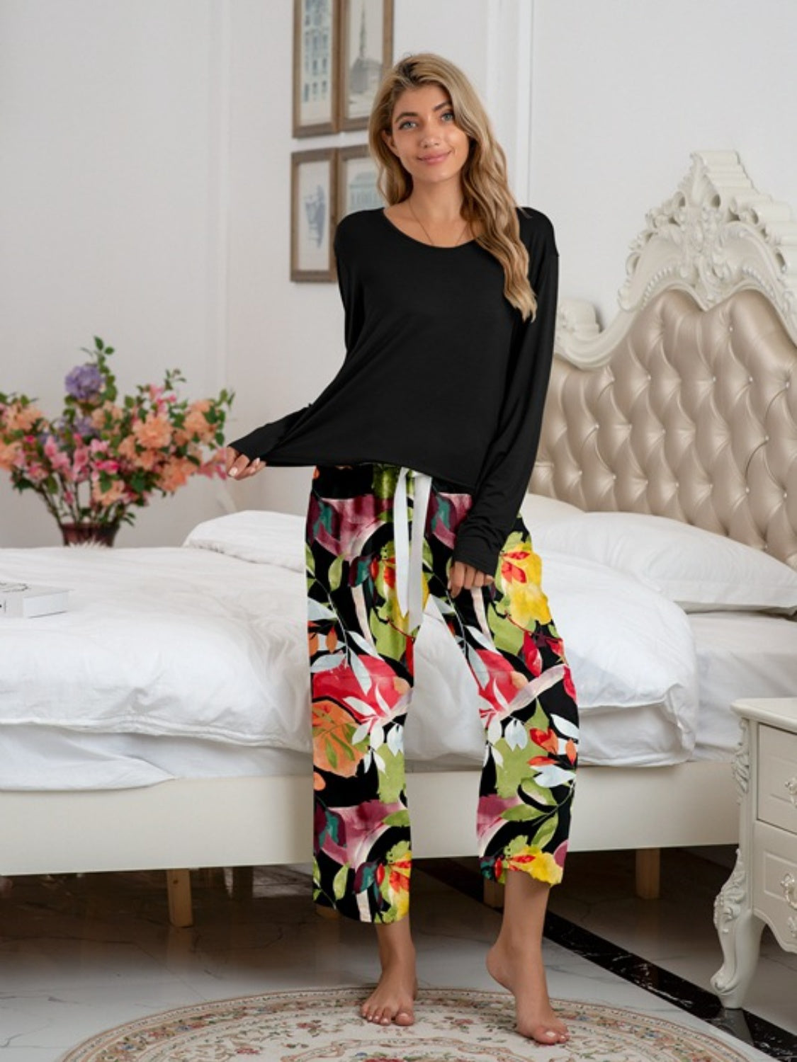 Round Neck Top and Printed Pants Lounge Set