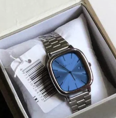 Light luxury small cold wind all match temperament retro senior sense fashion simple quartz watch