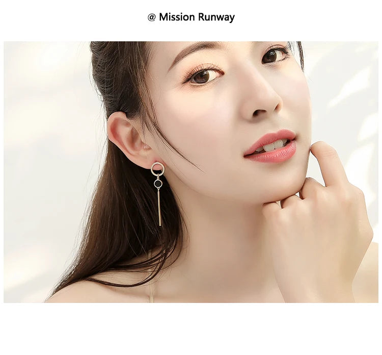 Korean Fashion Long Slope Geometric Asymmetry Rhinestone Circle Earrings New Acrylic Earring For Women Gift Party Wedding Brinco