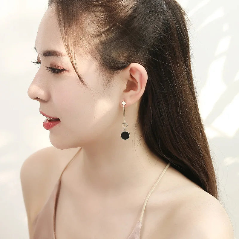 Korean Fashion Long Slope Geometric Asymmetry Rhinestone Circle Earrings New Acrylic Earring For Women Gift Party Wedding Brinco