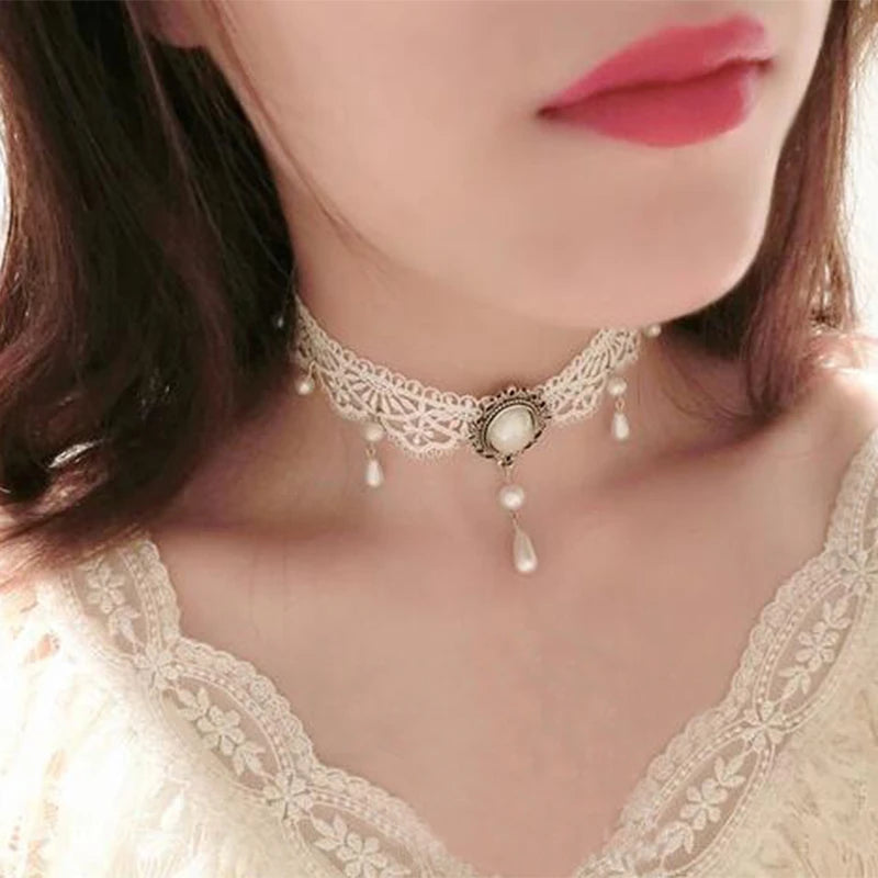 collares mujer cortos white Velvet Choker Necklace for Women Statement Necklaces & Pendants Bijoux Femme Collier Jewelry