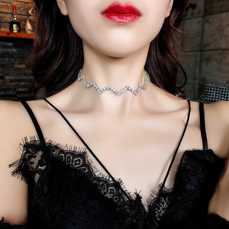 Sumeng New Personality Fashion Square Imitation Pearl Crystal Zircon Necklace Invisible Transparent Fishing Line Necklace Women