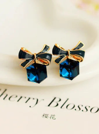 2018 Austria Exquisite Crystal Blue Water Cube Box Cube Stone Bow Stud Earrings Jewelry Wholesale Earrings For Women Pendientes