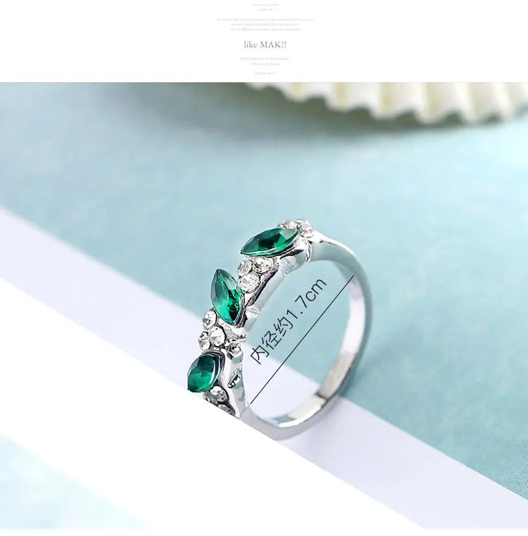 Retro Sense Ring Sweet Shiny Green Rhinestone Ring Index Finger Tail Ring Decoration Wedding Jewelry Birthday Gift For Women