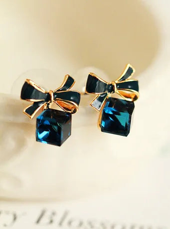 2018 Austria Exquisite Crystal Blue Water Cube Box Cube Stone Bow Stud Earrings Jewelry Wholesale Earrings For Women Pendientes