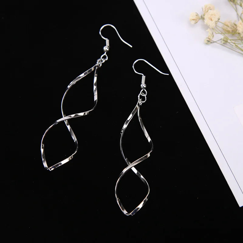 Korean Style Minimalist Spiral Wave Curve Earrings For Women Gift Ear Fashion Wedding  Jewelry