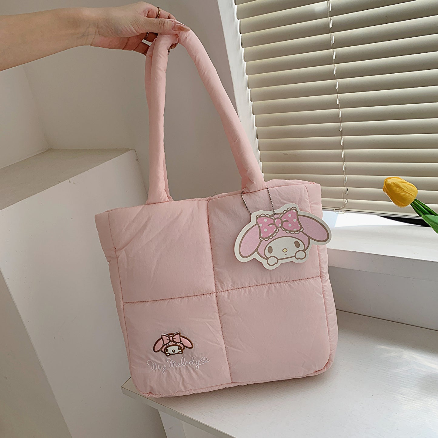 Genuine Sanrio down cloth new handbag cosmetic bag toiletries bag hand lunch box bag snack bag mommy bag