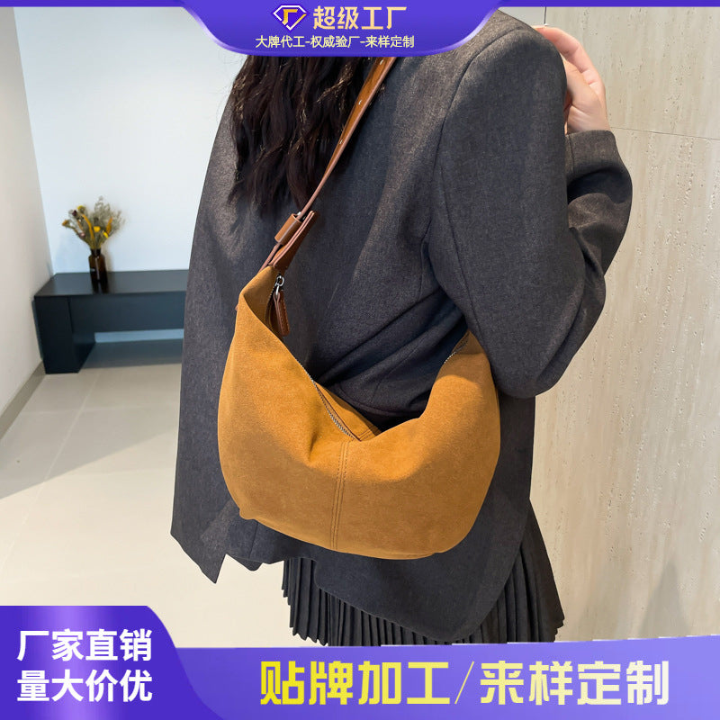 Cross-border high-end suede underarm bag for women autumn and winter new casual dumpling bag shoulder messenger bag trendy