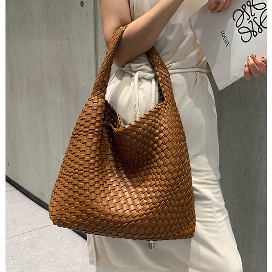 New high-end hand-woven bag large-capacity shoulder tote bag underarm bag bucket bag mother-and-child bag trend