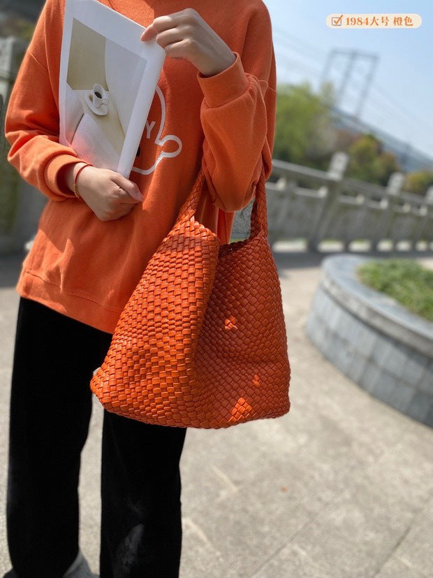 New high-end hand-woven bag large-capacity shoulder tote bag underarm bag bucket bag mother-and-child bag trend