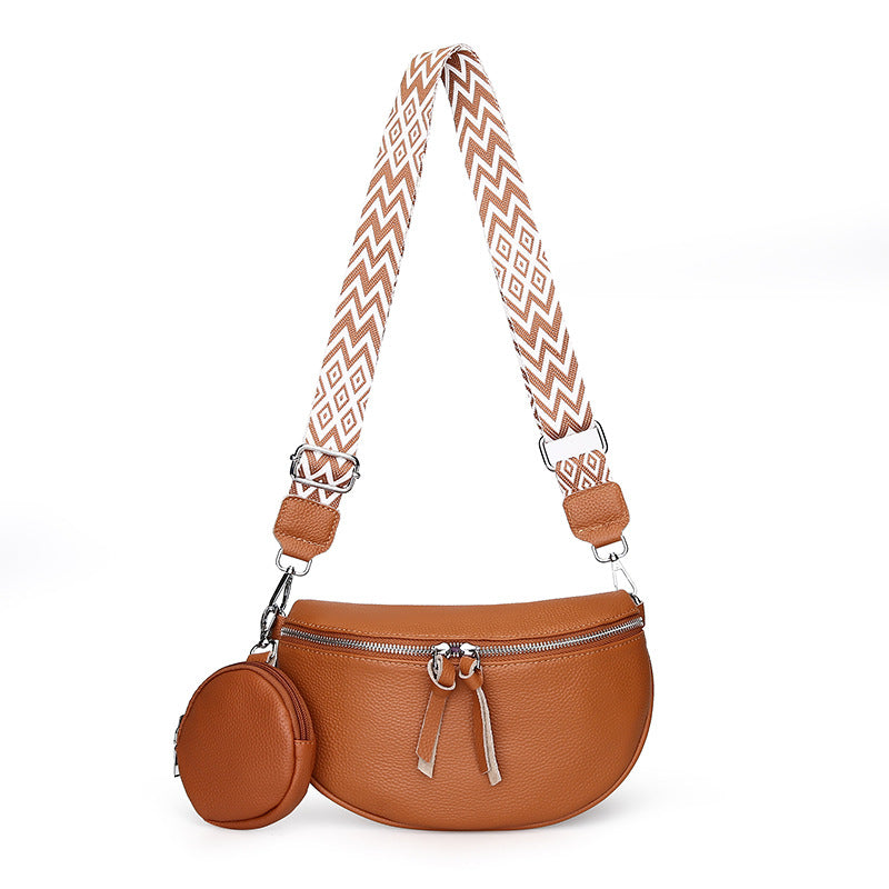 New genuine leather women's bag women's top layer cowhide saddle bag trendy women's bag fashionable casual chest bag single shoulder crossbody bag women