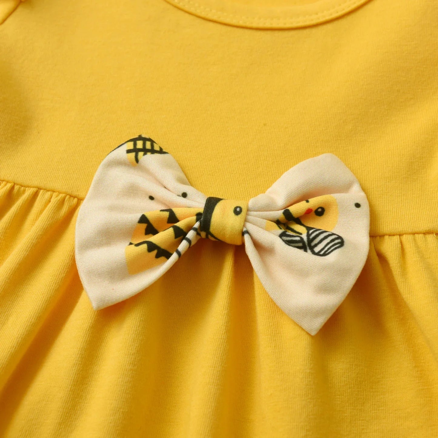 0-2Years Toddler Baby Girl Cute Bee Pattern Clothes Set Summer Short Sleeve T-shirt with Bow and Long Pants Headband 3pcs Outfit