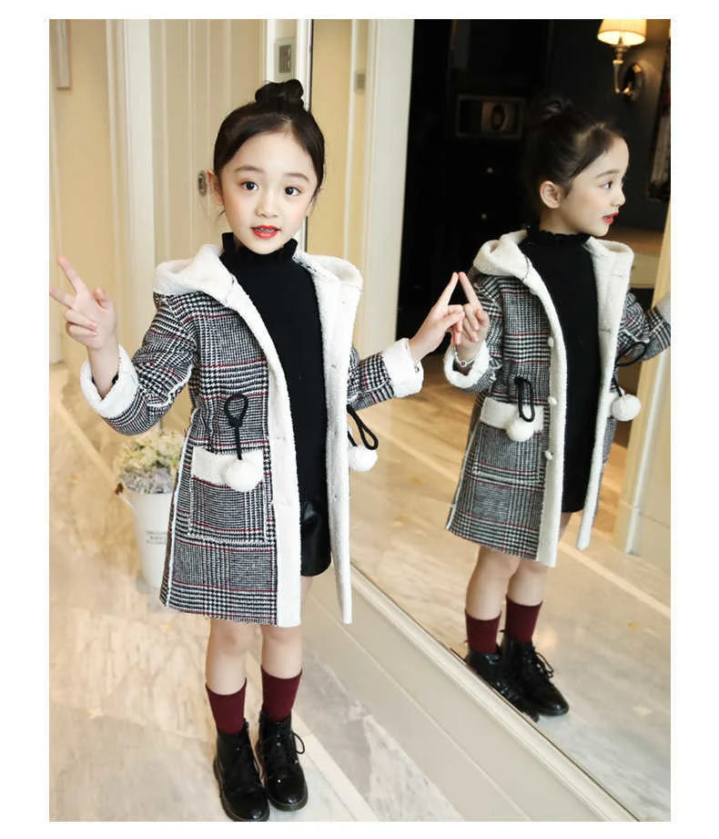 2024 Fashion Design Autumn Winter parka Girl Hairy clothes Long Woolen Coat for Kids Outerwear Grid pattern Padded Warm clothing