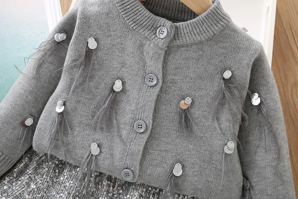 The new Liu Su Western Girl Sweater Set Gray Knitted Sweet Spring Girl Sweaters Cassacar Top+Sequenant Skirt Two -piece Set