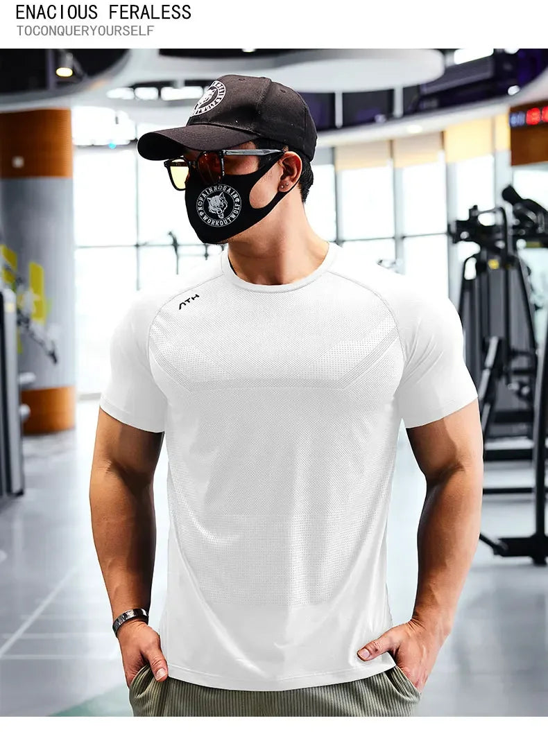 Men Dry Fit Sport Short Sleeve T-shirt Running Compression Sweatshirt Tight Sportswear Gym Fitness Elastic Shirts Top Rash Guard