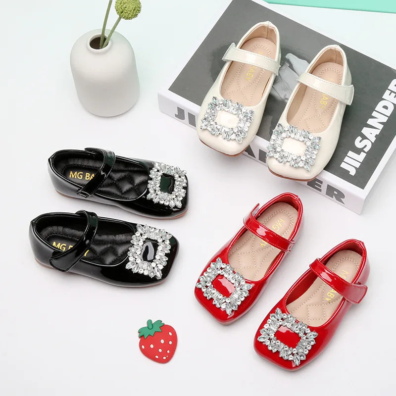 Spring Autumn  Kids Shoes for Girl Leather Shoes Fashion Rhinestone Flat Heels Infant Girls Party Shoes Red Black