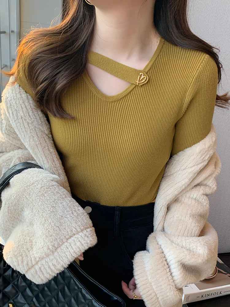 Hollow-out V-neck Women's Sweater Autumn Winter Knitted Pullovers Slim Bottoming Solid Soft Knitwear Jumpers Basic Sweaters 2024