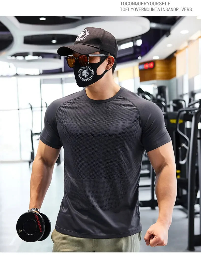 Men Dry Fit Sport Short Sleeve T-shirt Running Compression Sweatshirt Tight Sportswear Gym Fitness Elastic Shirts Top Rash Guard