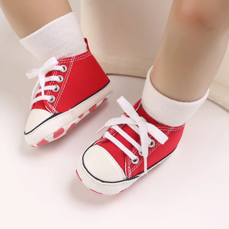 New Leisure Foreign Trade Fashion Men's and Women's Baby Shoes Classic Soft Sole Sports Shoes 0-1 Year Old Baby Shoes Pre Walkin