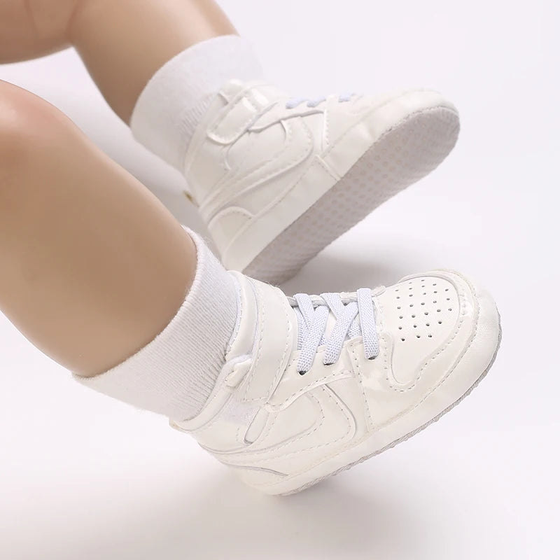 Spring and Autumn Baby Shoes Fashion Classic White PU High Top Sports Shoes Soft Sole Comfortable Casual Walking Shoes