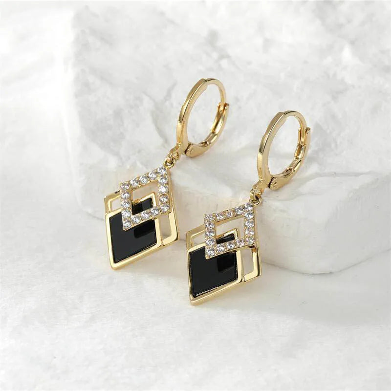 Black Rhombus Pendants Women's Hanging Earrings Gold Color Buckle Drop Earrings Rhinestone Statement Earrings Party oorbellen