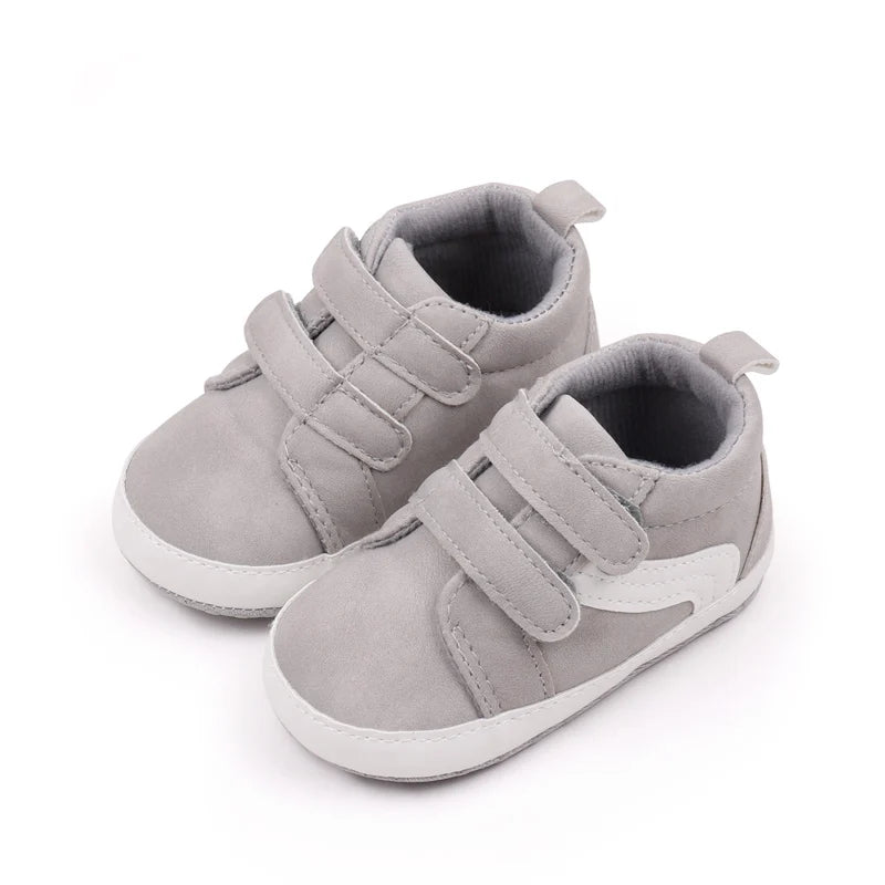 New White Baby Shoes Lovely Bear / Stripes Casual Soft Sole Anti-slip Infant Sports Toddler Boys Girls First Walkers