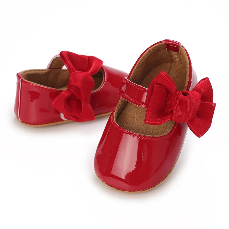 Spring and Autumn Girl Baby Shoes Classic Fashion Red Theme Cute Bow Princess Shoes Rubber Sole Anti slip Comfortable Walking Sh