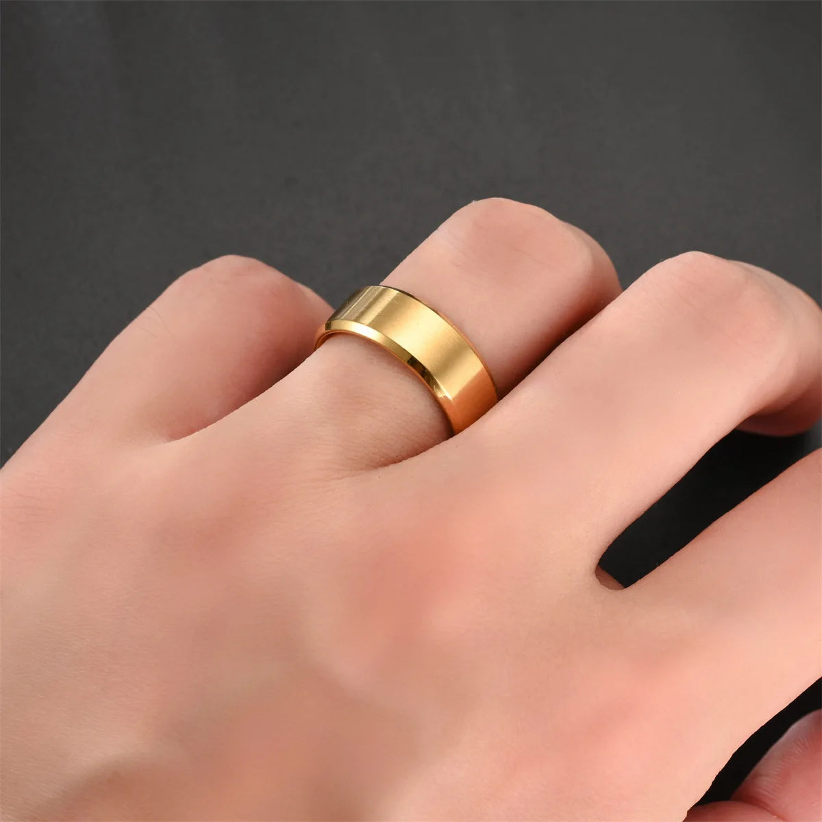 7 Colors Classic 8mm Mens Ring Surface Brushed Stainless Steel Simple Ring for Women Wedding Band Couples Jewelry Accessories