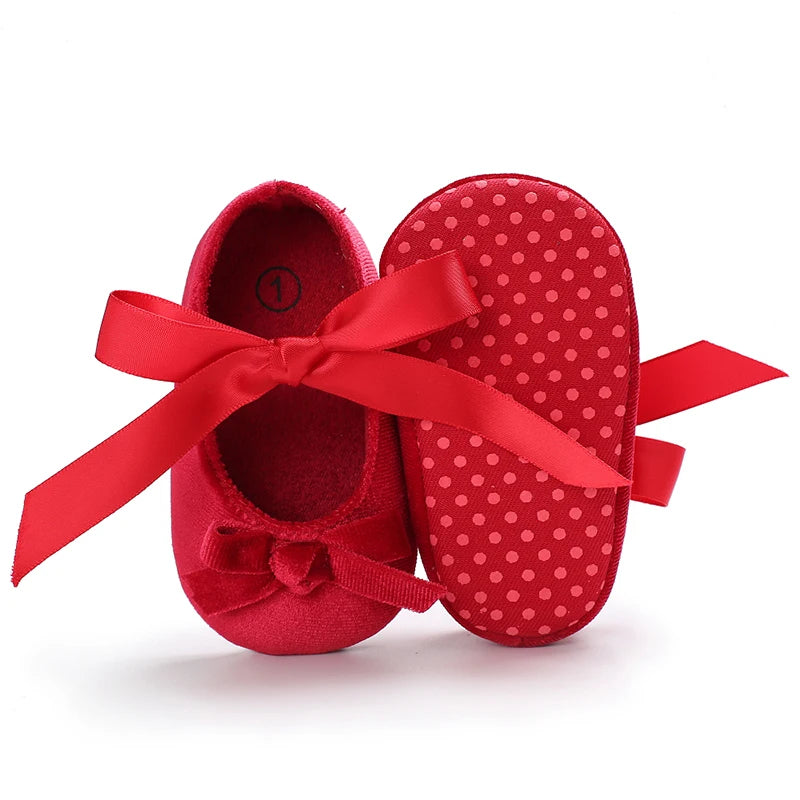 Spring and Autumn Girl Baby Shoes Classic Fashion Red Theme Cute Bow Princess Shoes Rubber Sole Anti slip Comfortable Walking Sh