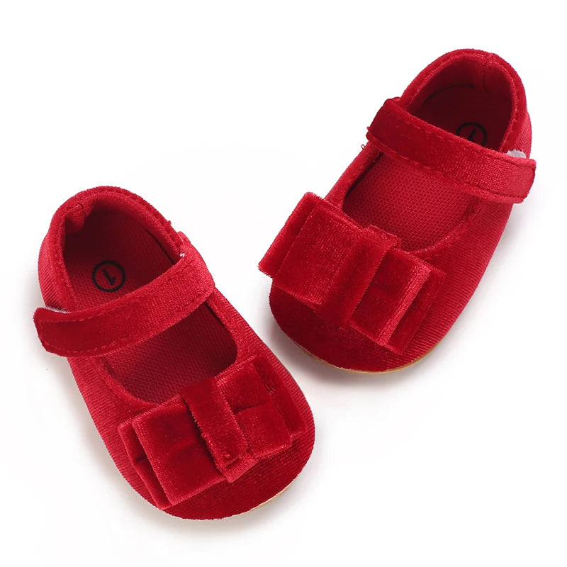 Spring and Autumn Girl Baby Shoes Classic Fashion Red Theme Cute Bow Princess Shoes Rubber Sole Anti slip Comfortable Walking Sh