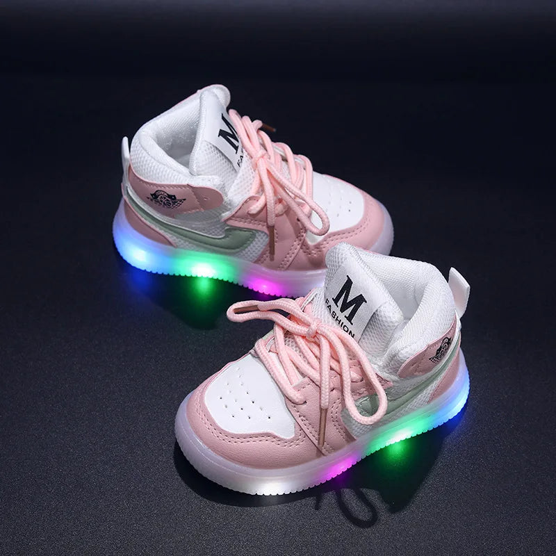 2024 Kids Hot Selling Four Season Girls Boys Sneaker Children Casual LED Luminous Sport Shoes Winter Light Up Shoes