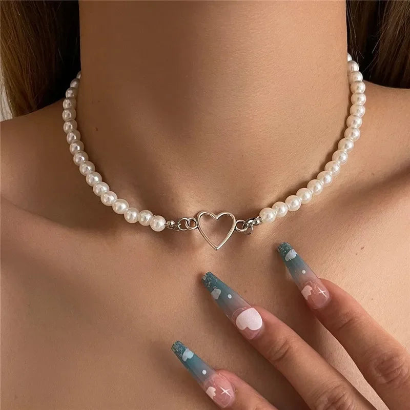 Trendy Love Heart Pearl Choker Necklace Female Personality Party Fashion Clavicle Collier Accessories Collar Gift Women Earrings