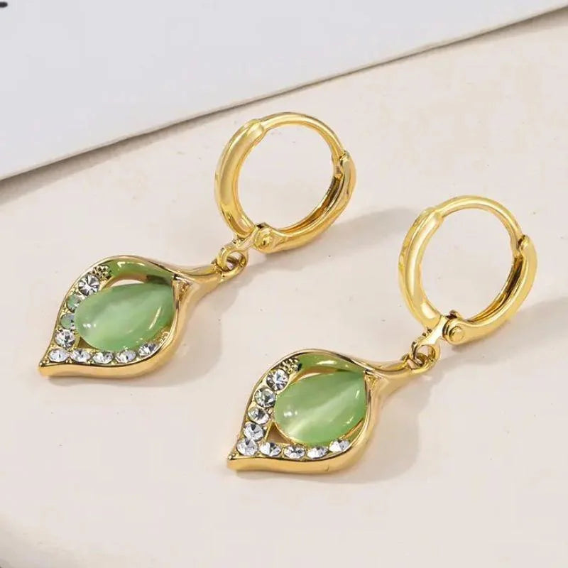 Fashion Korean Angel Eye Earrings Gold Color Plated Rhinestones Inlay Tulip Petal Hoop Earring Women's Party Jewelry