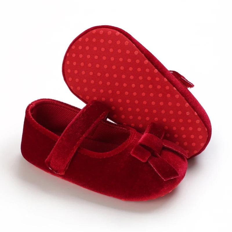 Spring and Autumn Girl Baby Shoes Classic Fashion Red Theme Cute Bow Princess Shoes Rubber Sole Anti slip Comfortable Walking Sh