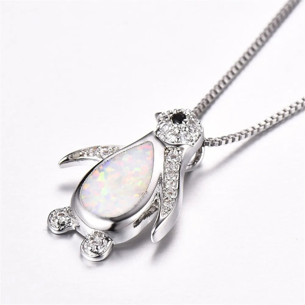 Simple Fashion Classic Fire Opal Penguin Pendant Necklace Bridal Wedding Niche Pendant Necklace Jewelry Jewelry AccessoriesGifts