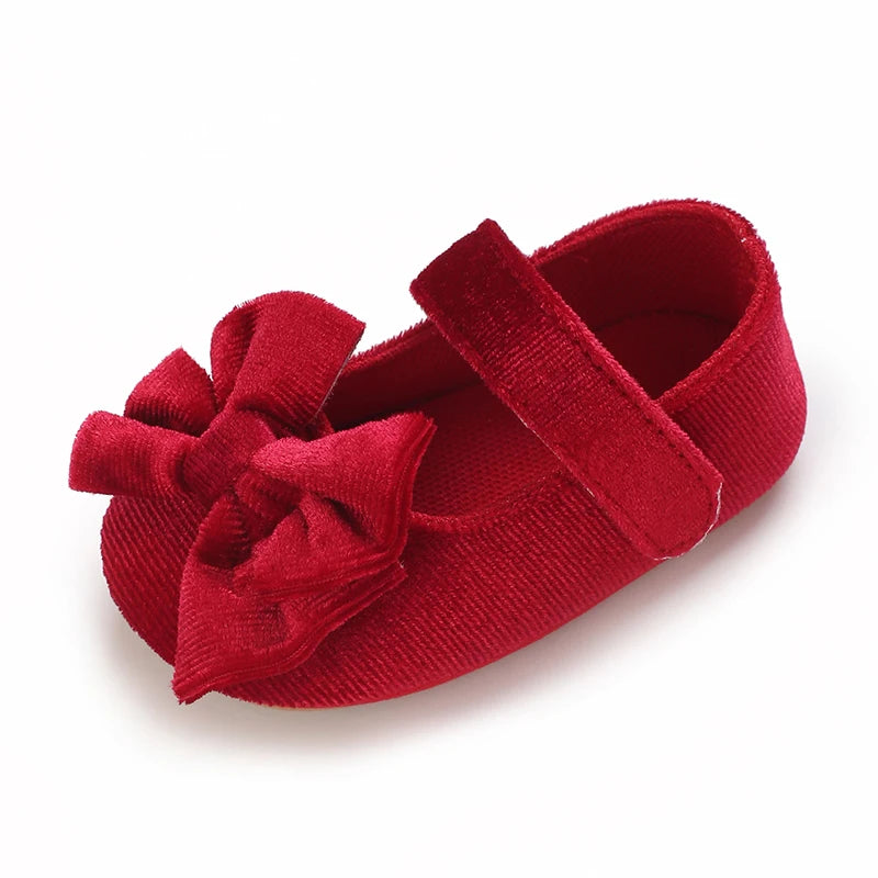 Spring and Autumn Girl Baby Shoes Classic Fashion Red Theme Cute Bow Princess Shoes Rubber Sole Anti slip Comfortable Walking Sh