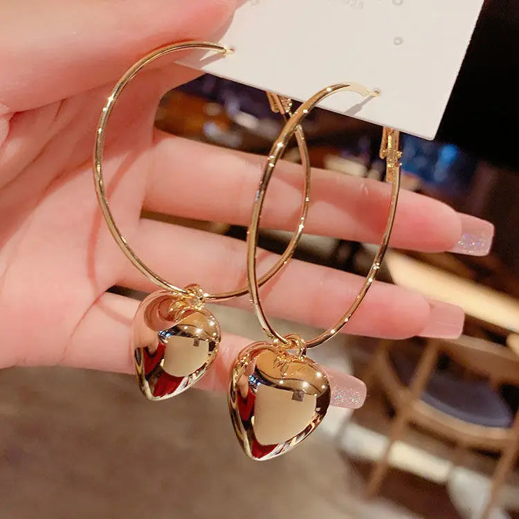 2023 New Design Irregular U-shaped Gold Color Earrings for Woman Korean Crystal Fashion Jewelry Unusual Accessories Girls