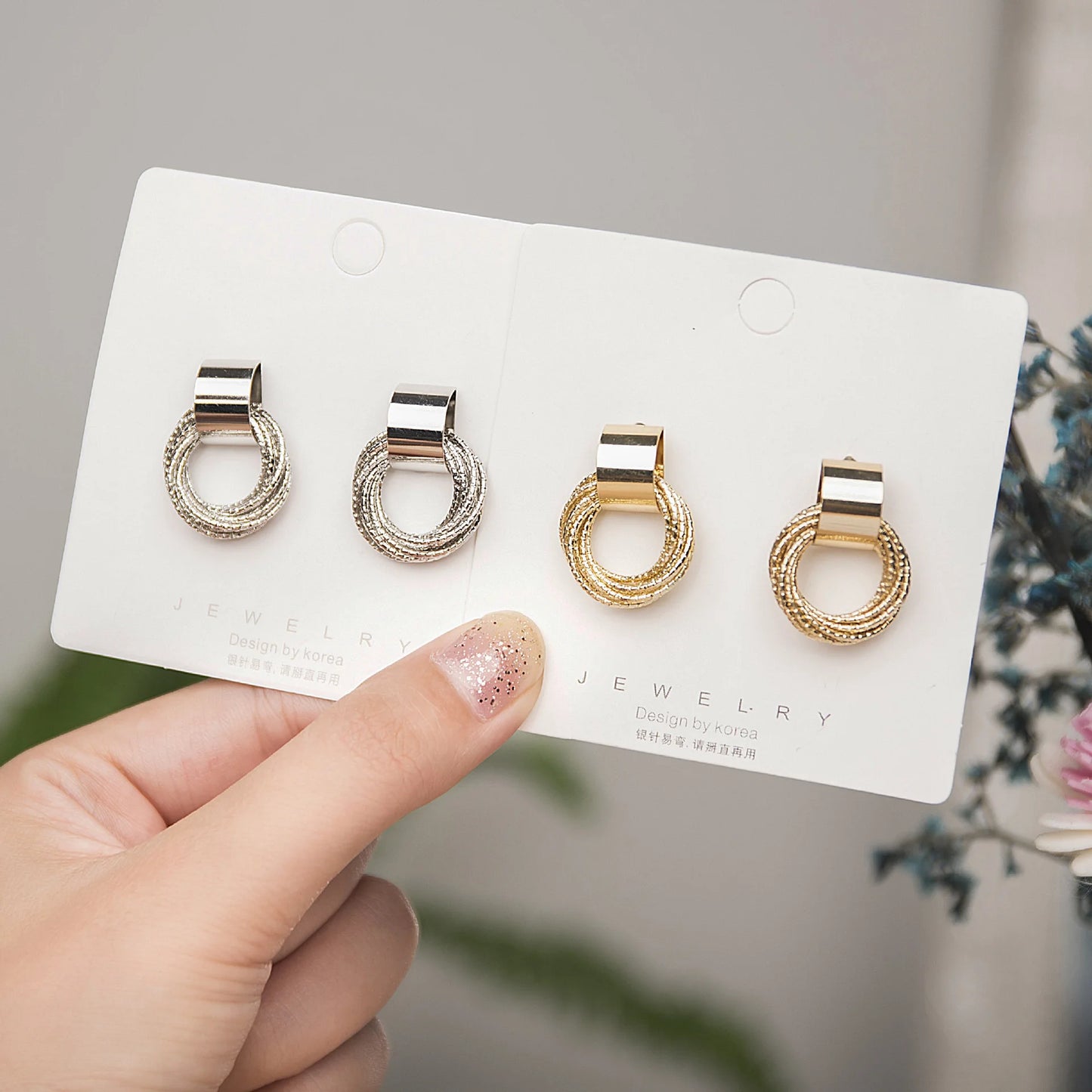 Retro Metal Gold Color Multiple Small Circle Stud Earrings for Women Korean Jewelry Fashion Wedding Party Earrings Jewelry Gift