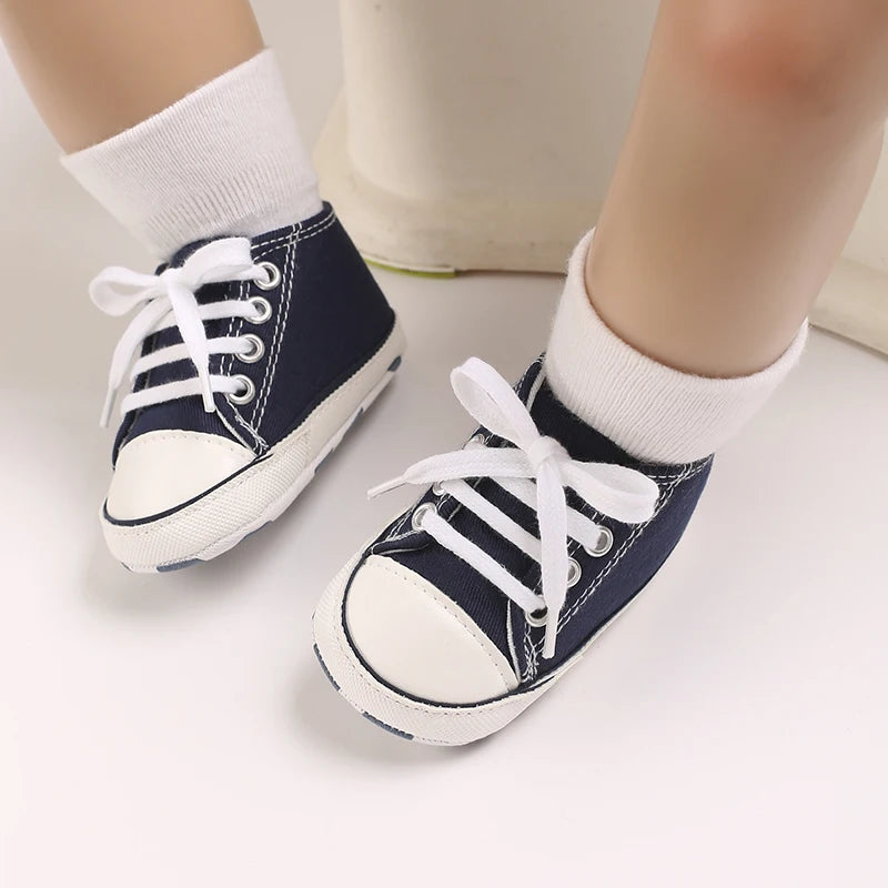 New Leisure Foreign Trade Fashion Men's and Women's Baby Shoes Classic Soft Sole Sports Shoes 0-1 Year Old Baby Shoes Pre Walkin