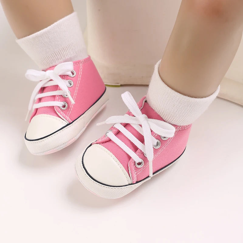 New Leisure Foreign Trade Fashion Men's and Women's Baby Shoes Classic Soft Sole Sports Shoes 0-1 Year Old Baby Shoes Pre Walkin