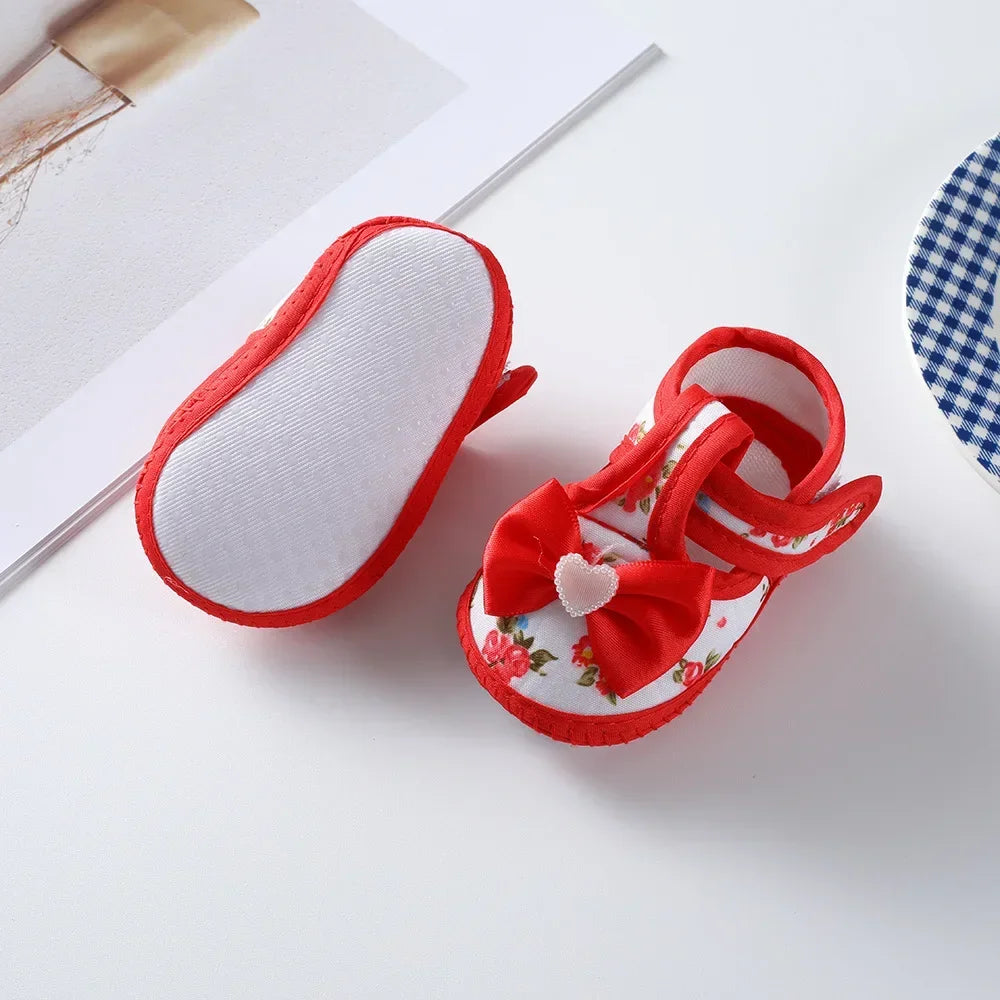 Spring New Princess Shoes 0-1 Year Old Baby Single Shoes Cute Bow Soft Soled Newborn Baby Walking Shoes