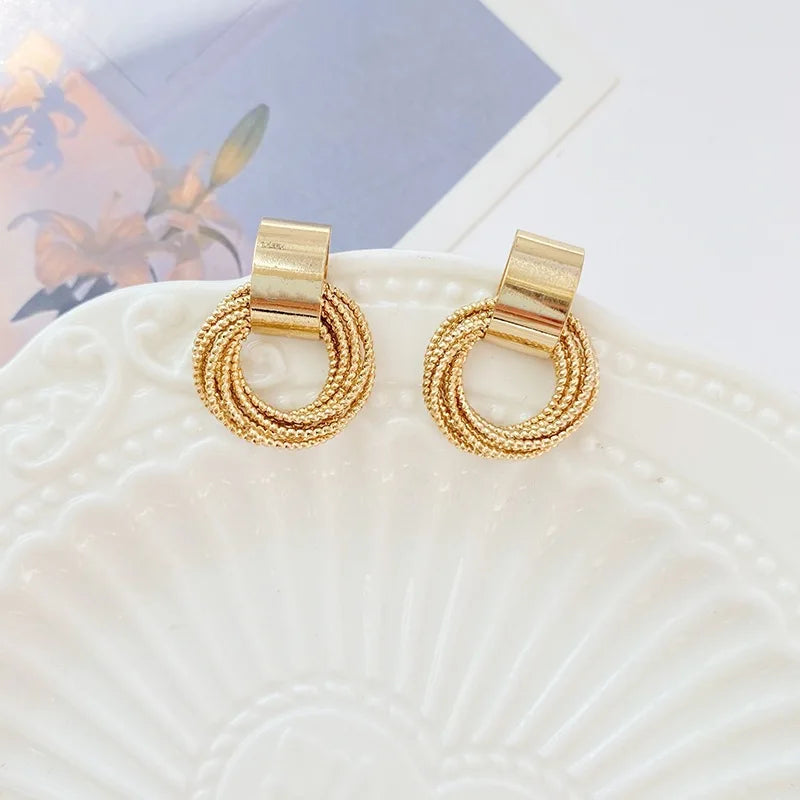 Retro Metal Gold Color Multiple Small Circle Stud Earrings for Women Korean Jewelry Fashion Wedding Party Earrings Jewelry Gift