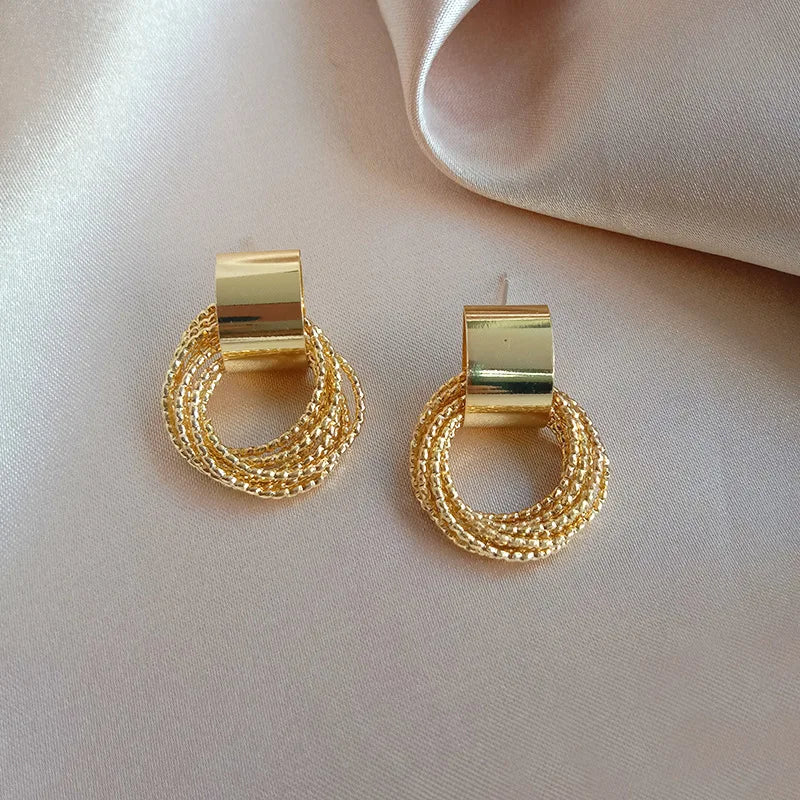 Retro Metal Gold Color Multiple Small Circle Stud Earrings for Women Korean Jewelry Fashion Wedding Party Earrings Jewelry Gift