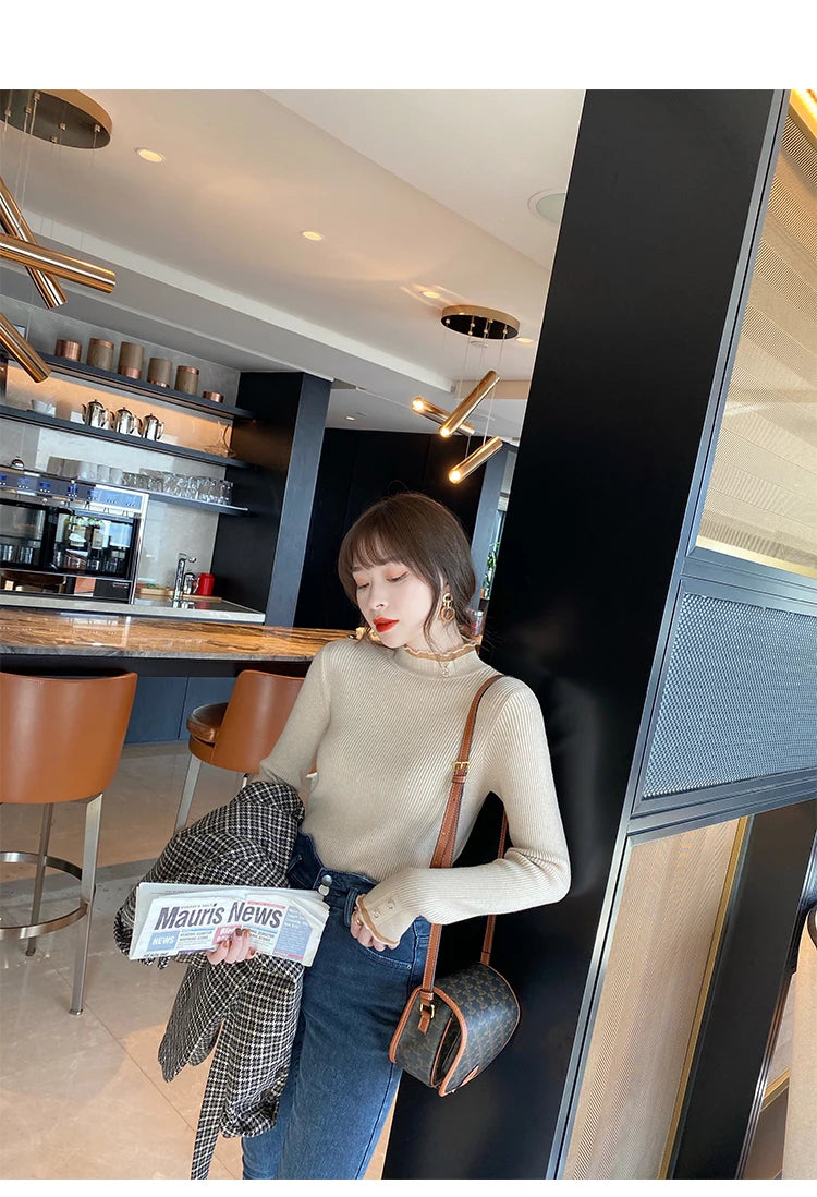 2024 Knitted Women Sweater O-neck Button Pullovers Spring Autumn Basic Sweaters for Female Pullover Slim Solid Bold Lace Tops