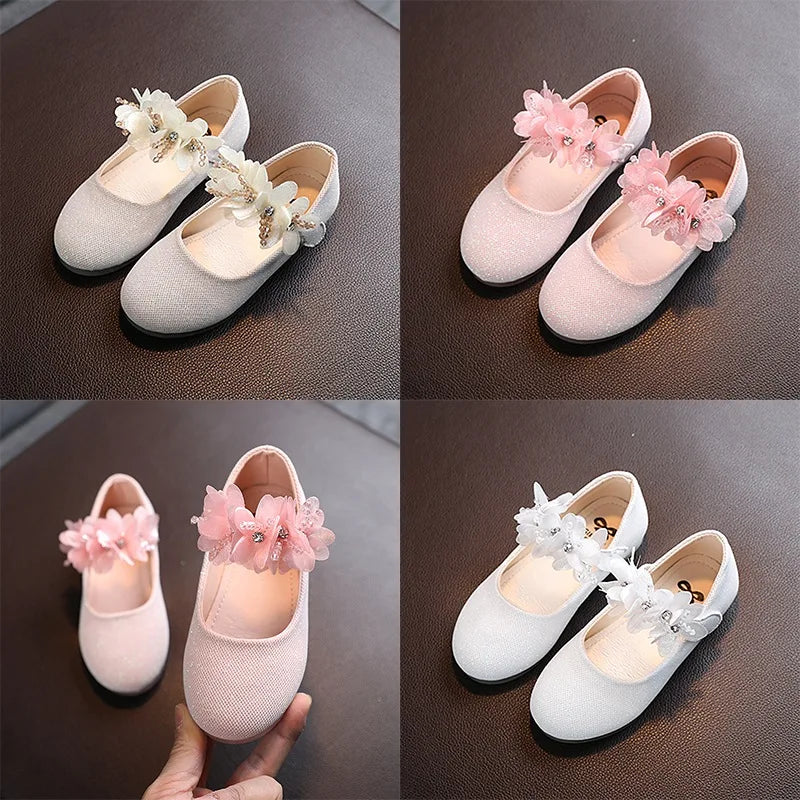 Child Beaded Little Flowers Leather Shoes Girls Princess Shoes Middle And Small Crystal Soft Bottom Dancing Shoes