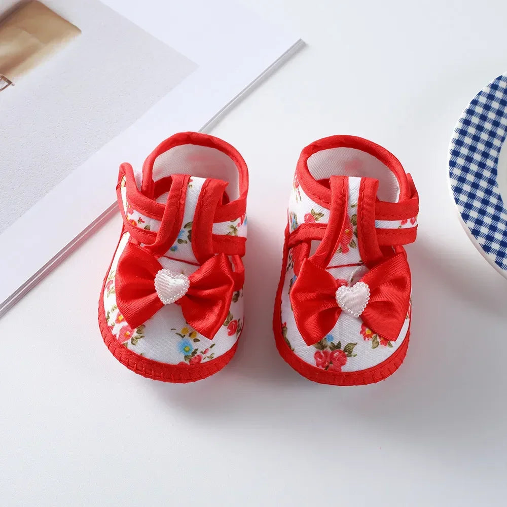 Spring New Princess Shoes 0-1 Year Old Baby Single Shoes Cute Bow Soft Soled Newborn Baby Walking Shoes