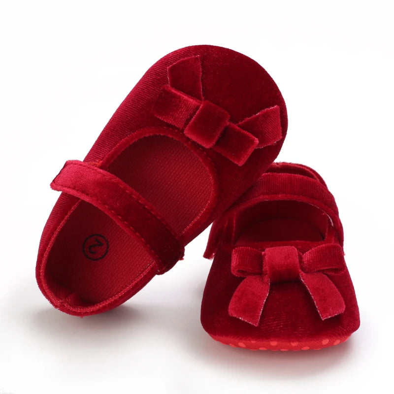 Spring and Autumn Girl Baby Shoes Classic Fashion Red Theme Cute Bow Princess Shoes Rubber Sole Anti slip Comfortable Walking Sh