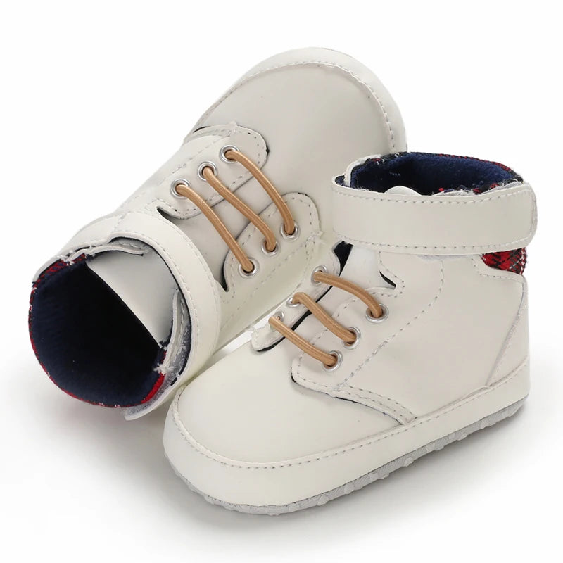 Spring and Autumn Baby Shoes Fashion Classic White PU High Top Sports Shoes Soft Sole Comfortable Casual Walking Shoes