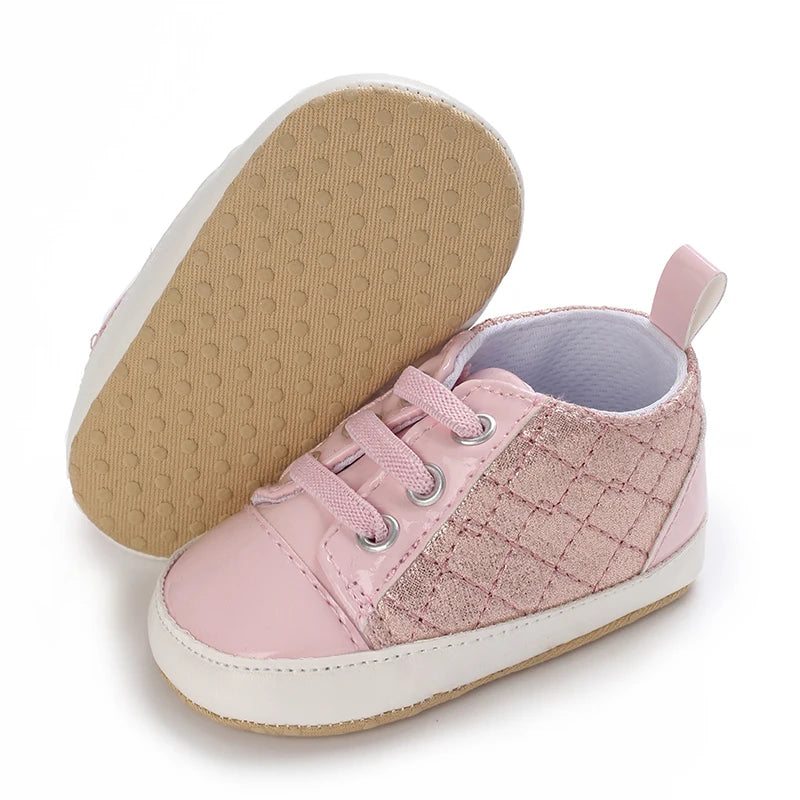 Spring and Autumn Sweet Pink Theme Girl Baby Casual Sports Shoes Soft Sole Comfortable Baby Walking Shoes 0-18M