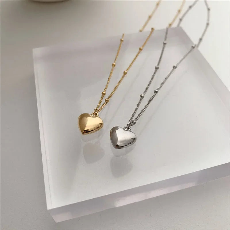 New Cross-border Couple Cavicle Chain Geometric Heart-shaped Light Luxury Temperament Simple Sweet Love Pendant Necklace Jewelry